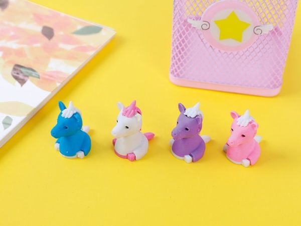 SET 2 GOMAS DE BORRAR SURTIDAS UNICORNIO