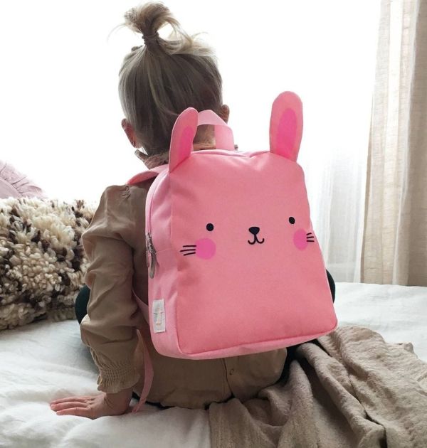 MOCHILA PEQUEÑA CONEJITO